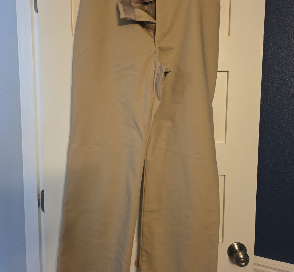 LEE  Women's Tan Straight-Leg Chinos- Flex Motion